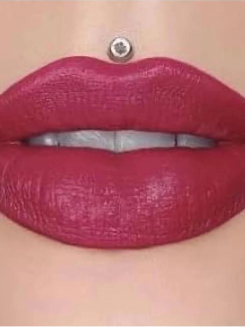 Jeffree Star NIB Velvet Trap Lipstick in  Entrapment